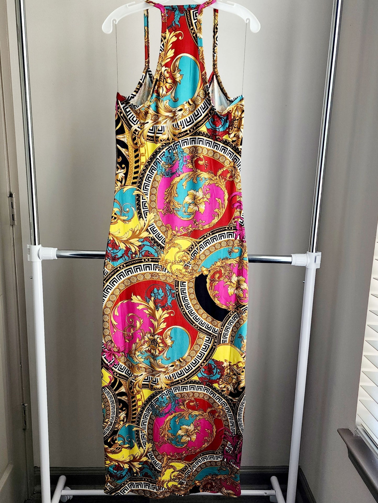 Racerback Sleeveless Bodycon Maxi Dress in Fuscia & Gold Print